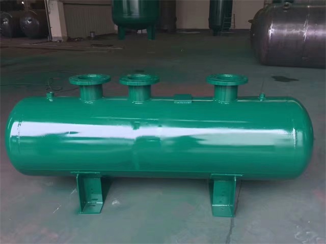 1679991473376569.jpeg 平果平果平果蒸汽分气缸1.jpeg